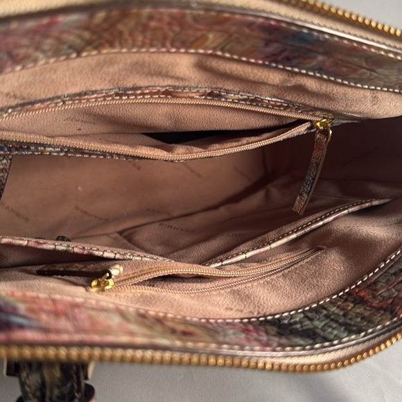 BRAHMIN gently worn shoulder bag. - Picture 4 of 5